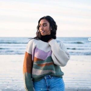 🏔️ Universal Thread Mountain Scene Sweater